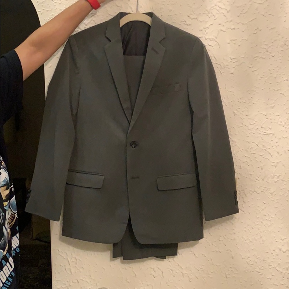 *never worn* boys suit